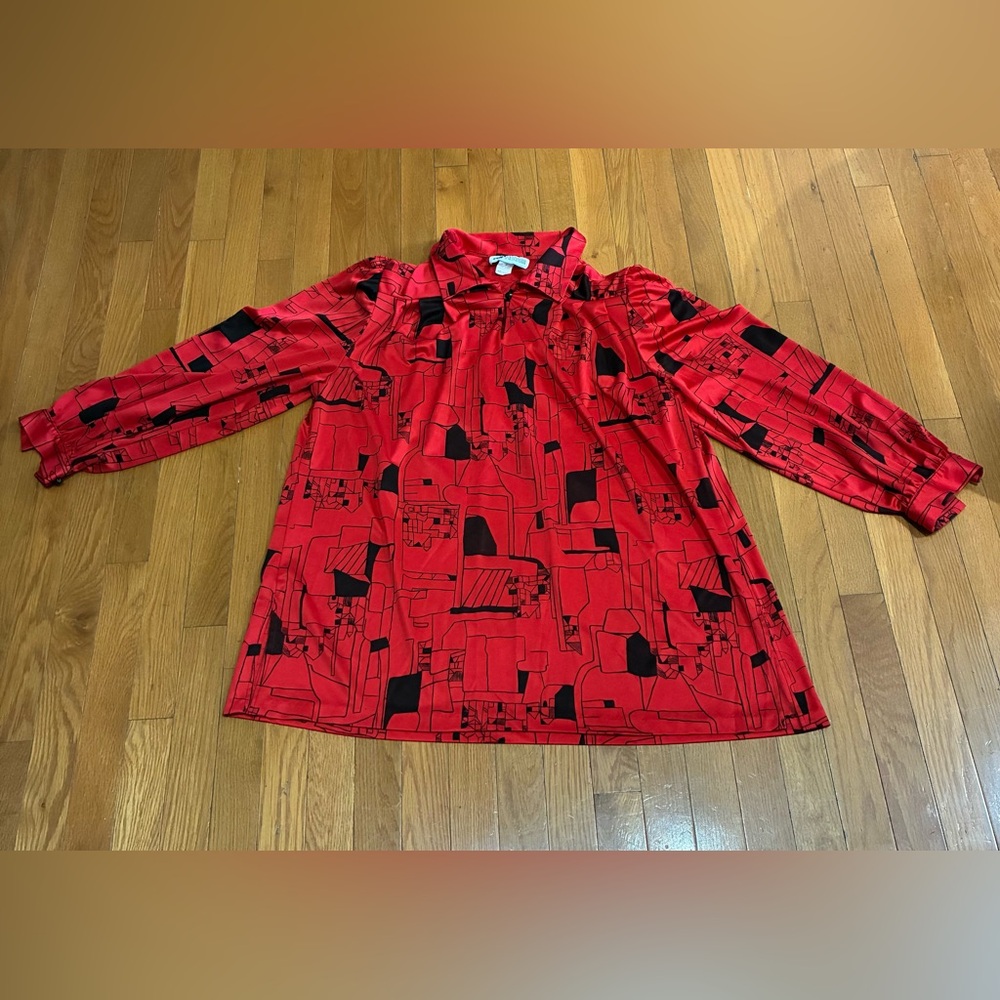 Vintage 90’s geometric top with shoulder pads XL by Topnotch